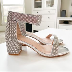Delicacy Silver Short Heels with Rhinestones Nataly-19